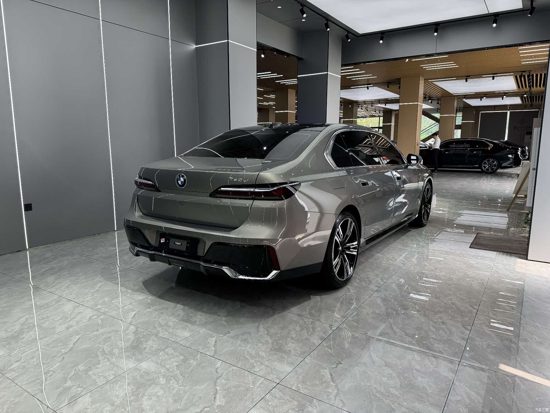BMW 7 Series, 2023 4