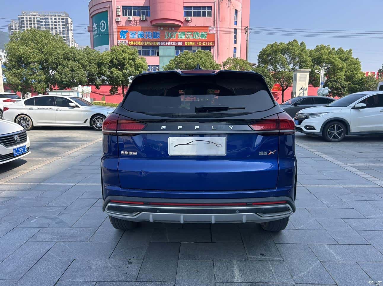 Geely Boyue, 2022 21