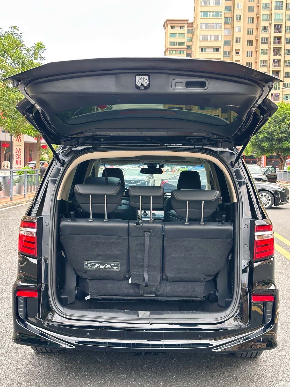 Honda Elysion, 2018 13
