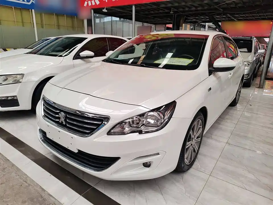 Peugeot 408
