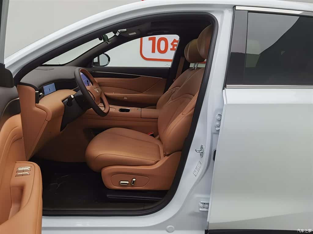 Li Auto L8, 2025 10