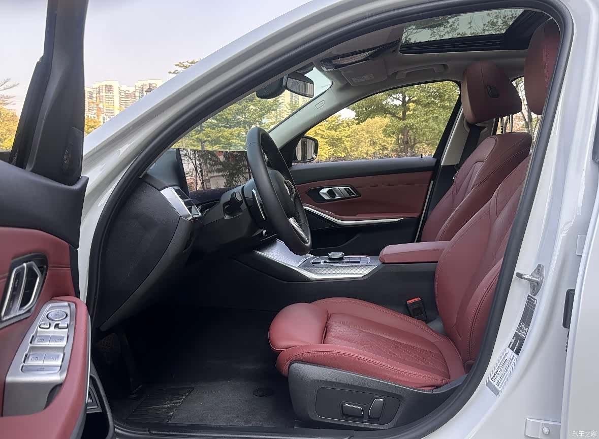 BMW 3 Series, 2024 все фото