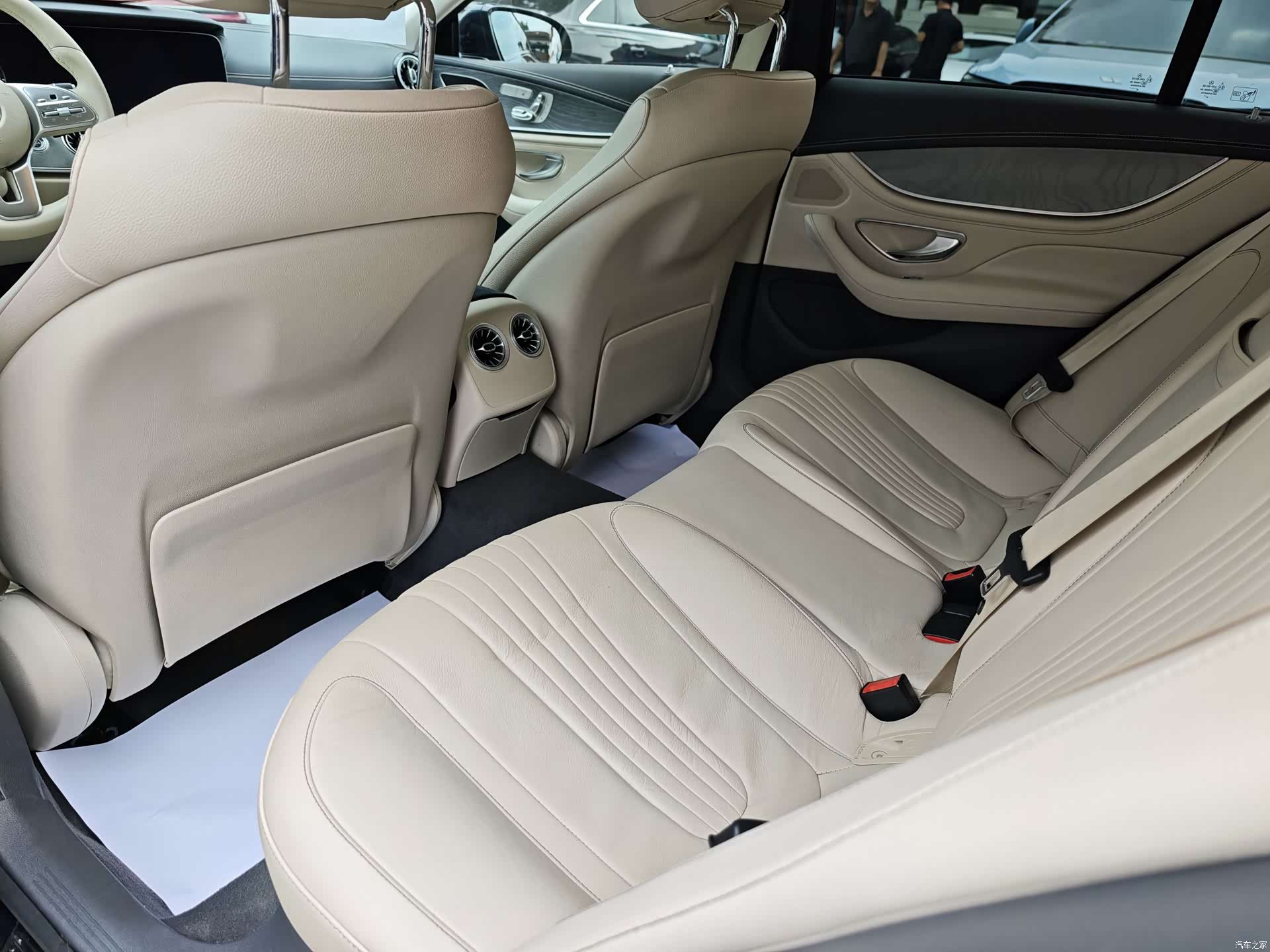 Mercedes-Benz CLS, 2019 8