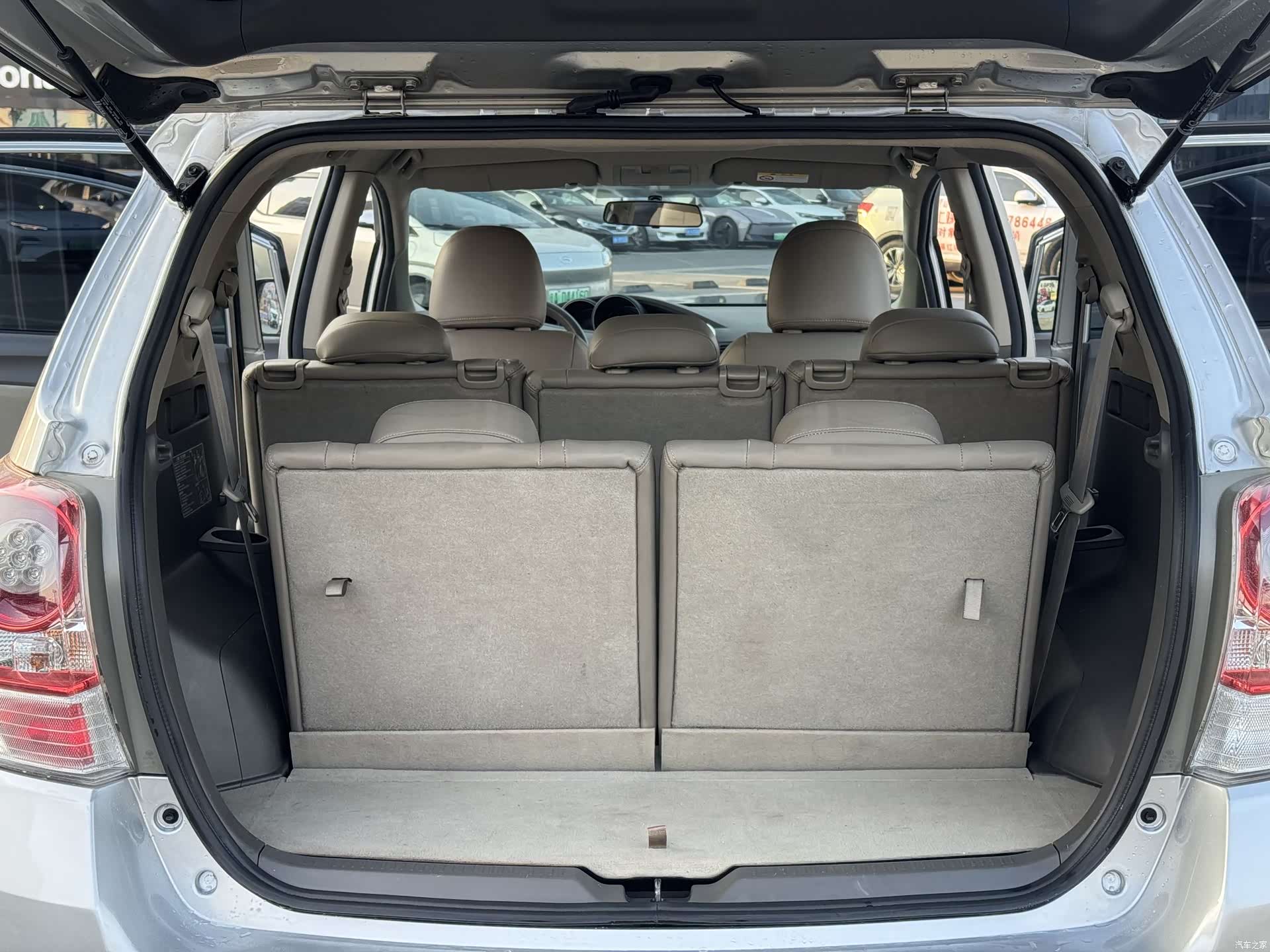 Toyota 180G, 2012 33