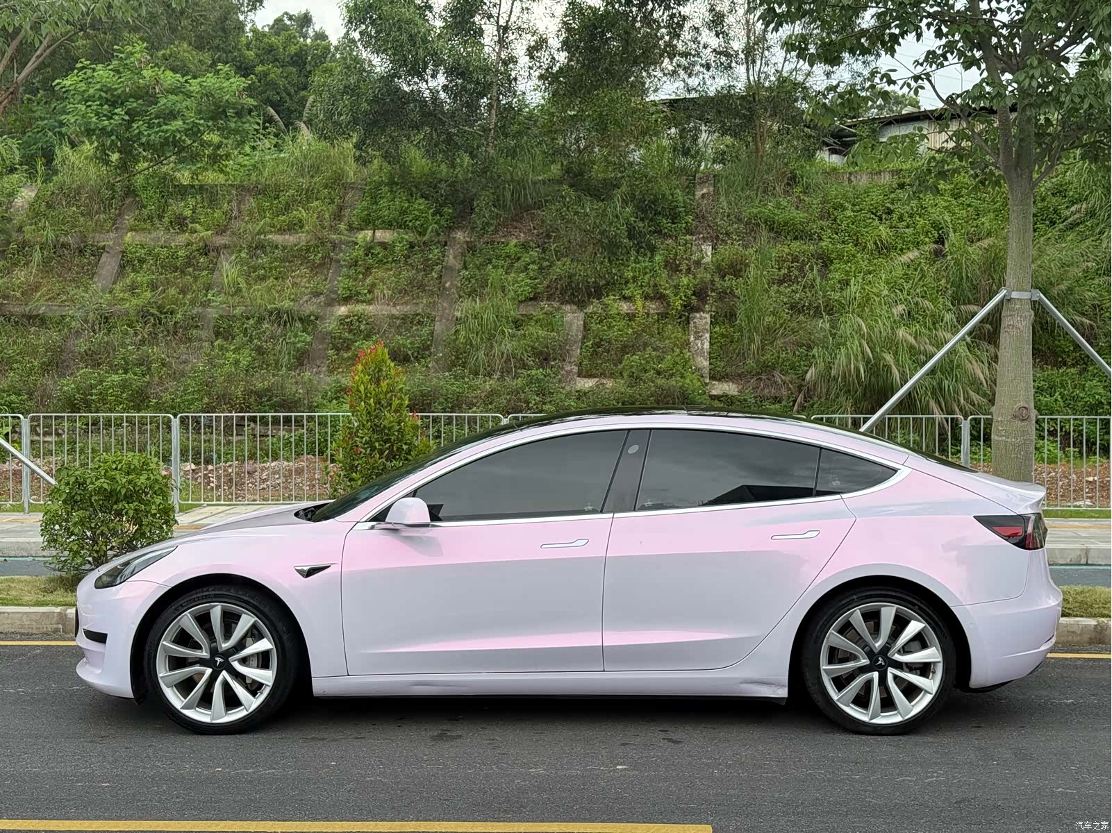 Tesla Model 3, 2021 3