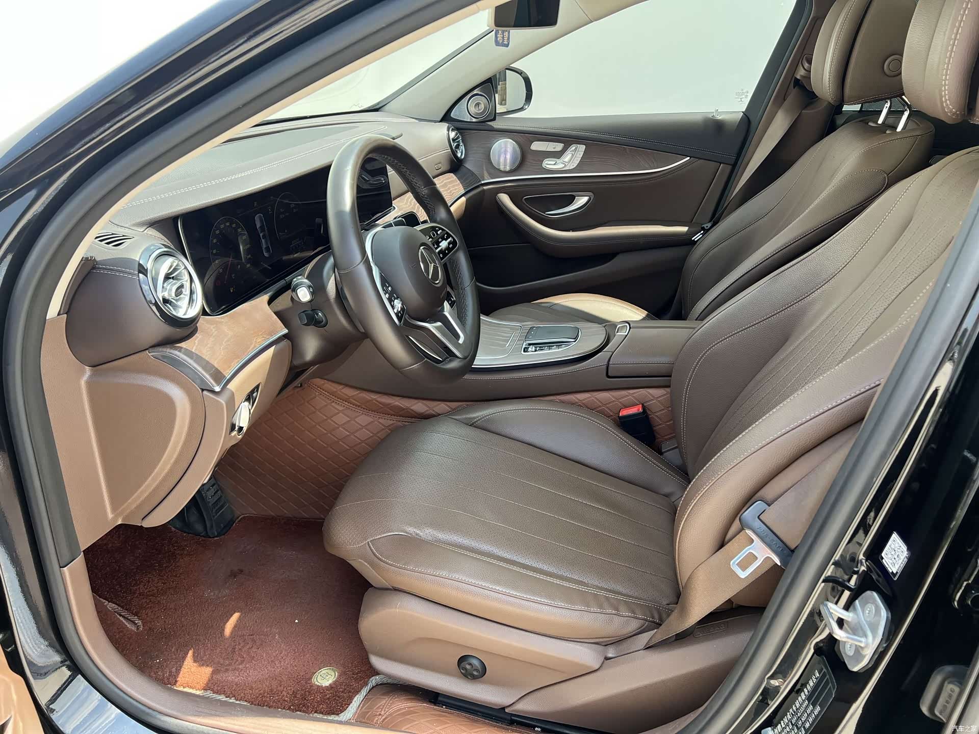 Mercedes-Benz E-Class, 2020 3
