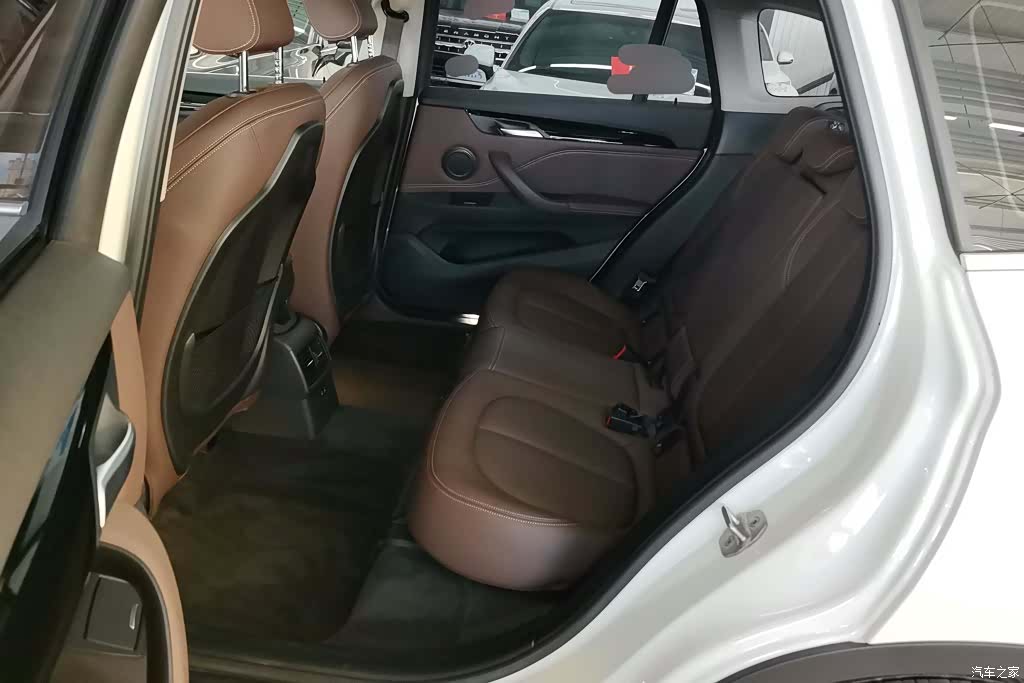 BMW X1, 2020 11