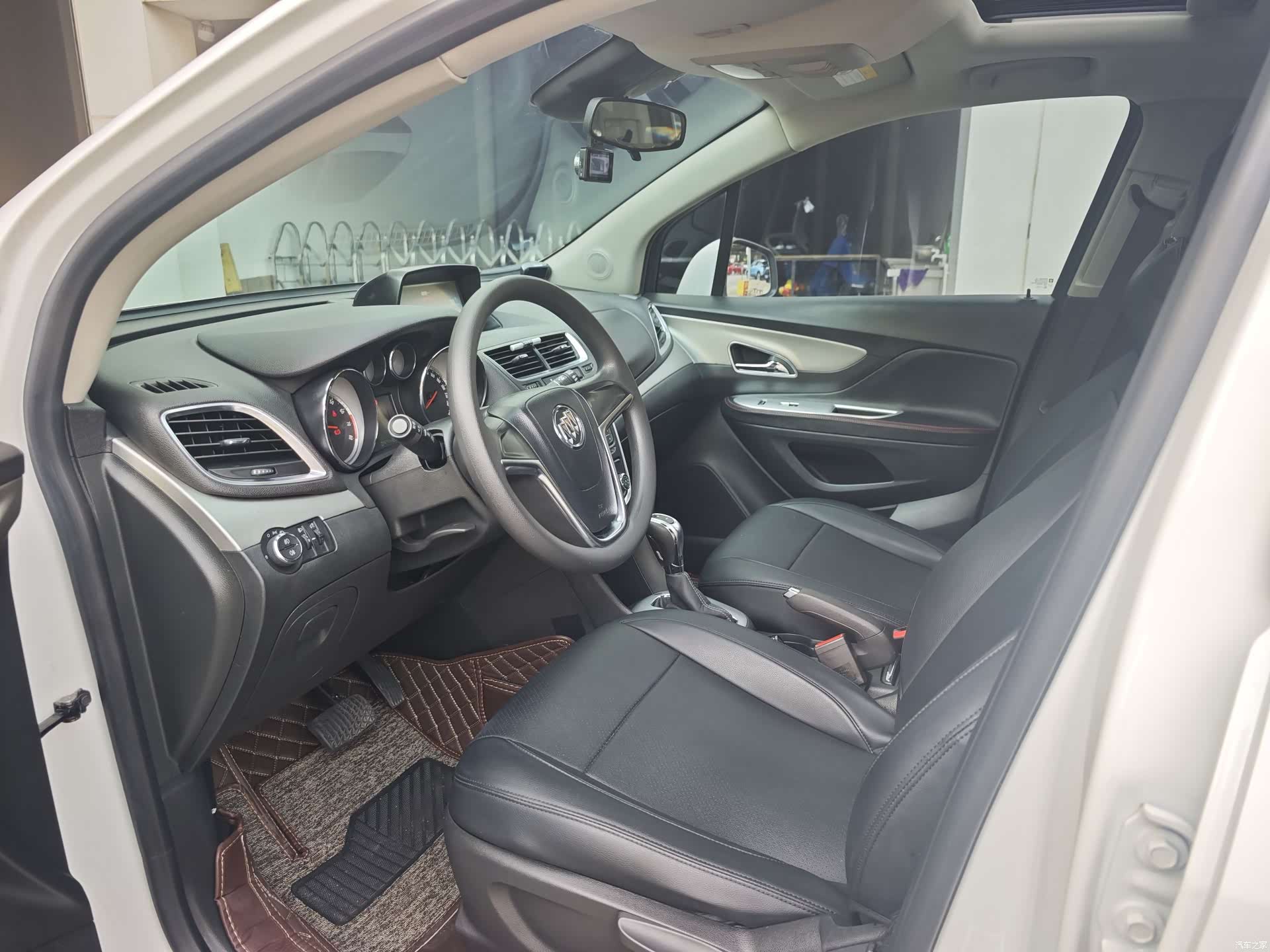 Buick Encore, 2016 9