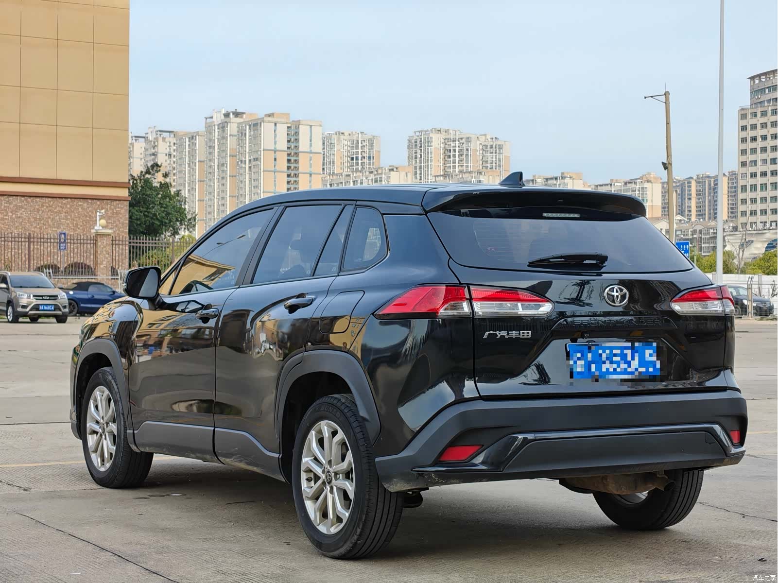 Toyota Frontlander, 2023 4