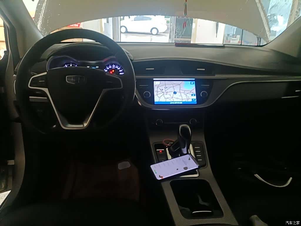 Geely Emgrand, 2018 10