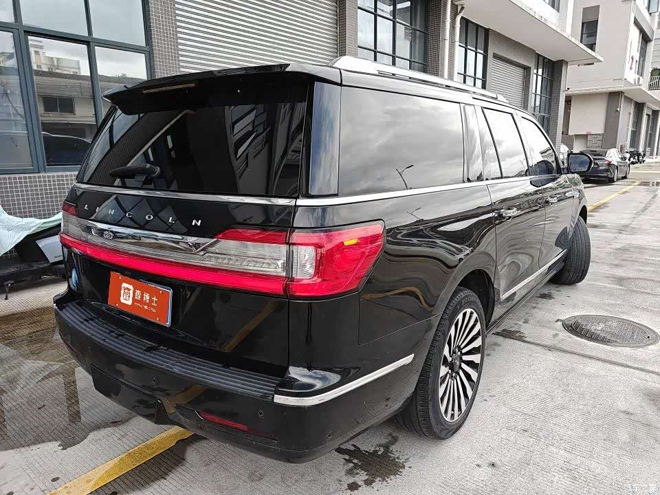 Lincoln Navigator, 2019 14
