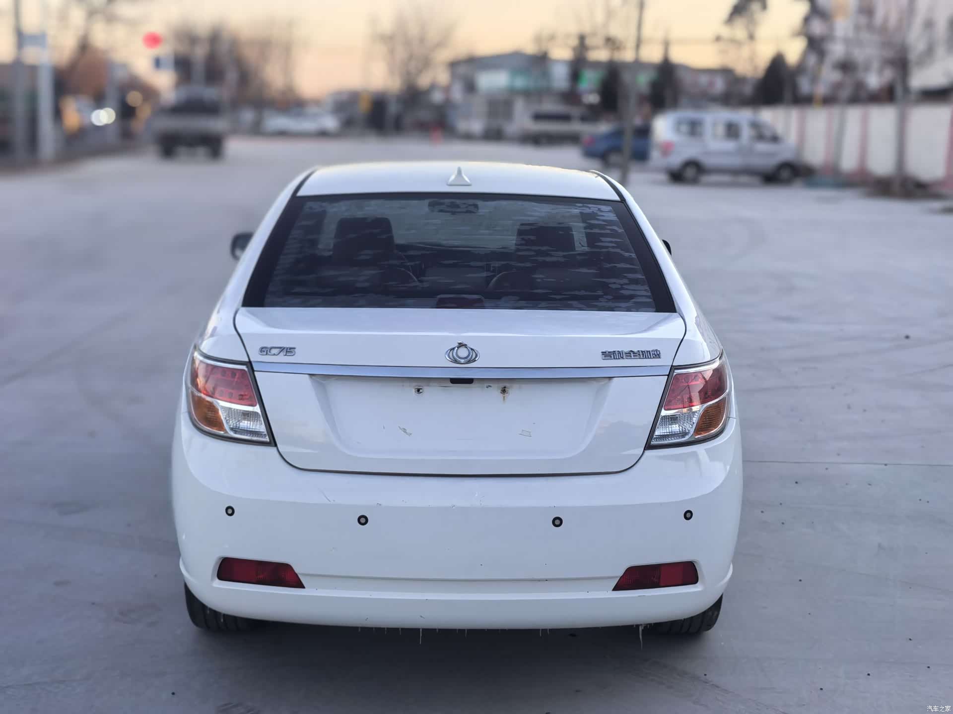 Geely GC7, 2014 4