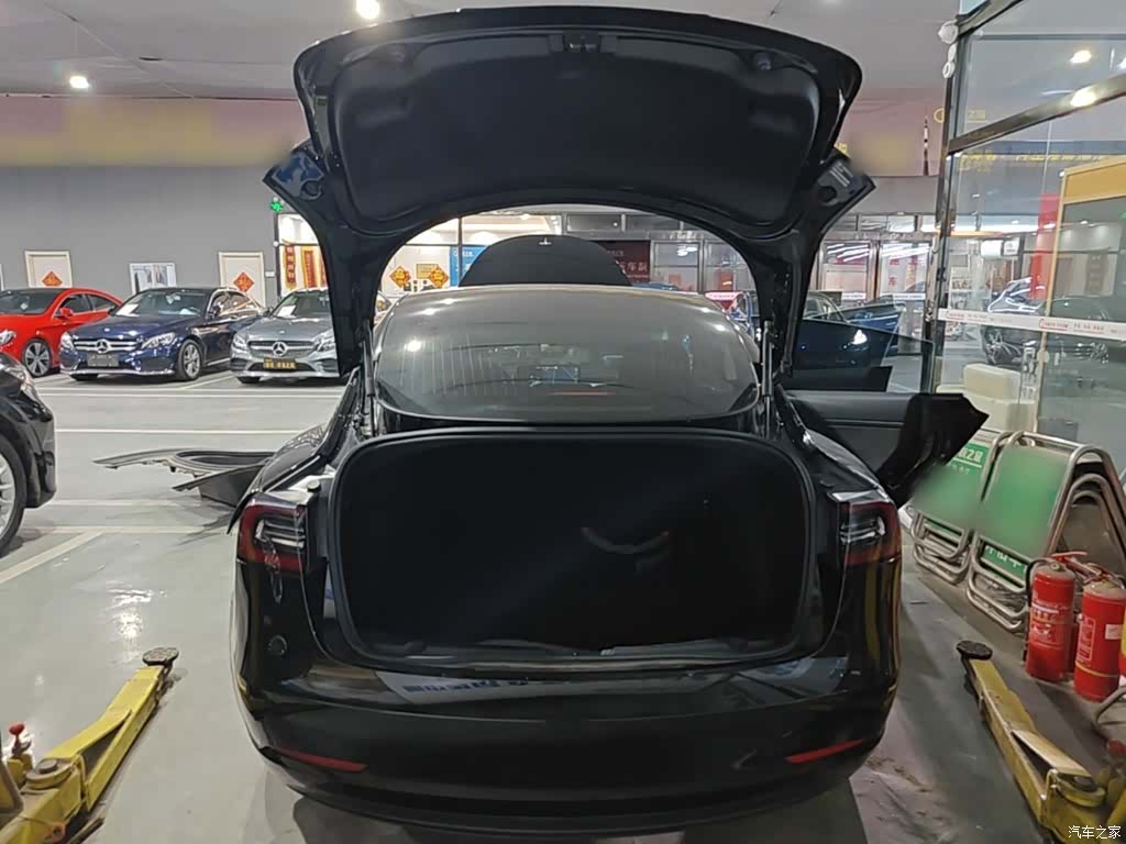 Tesla Model 3, 2021 19