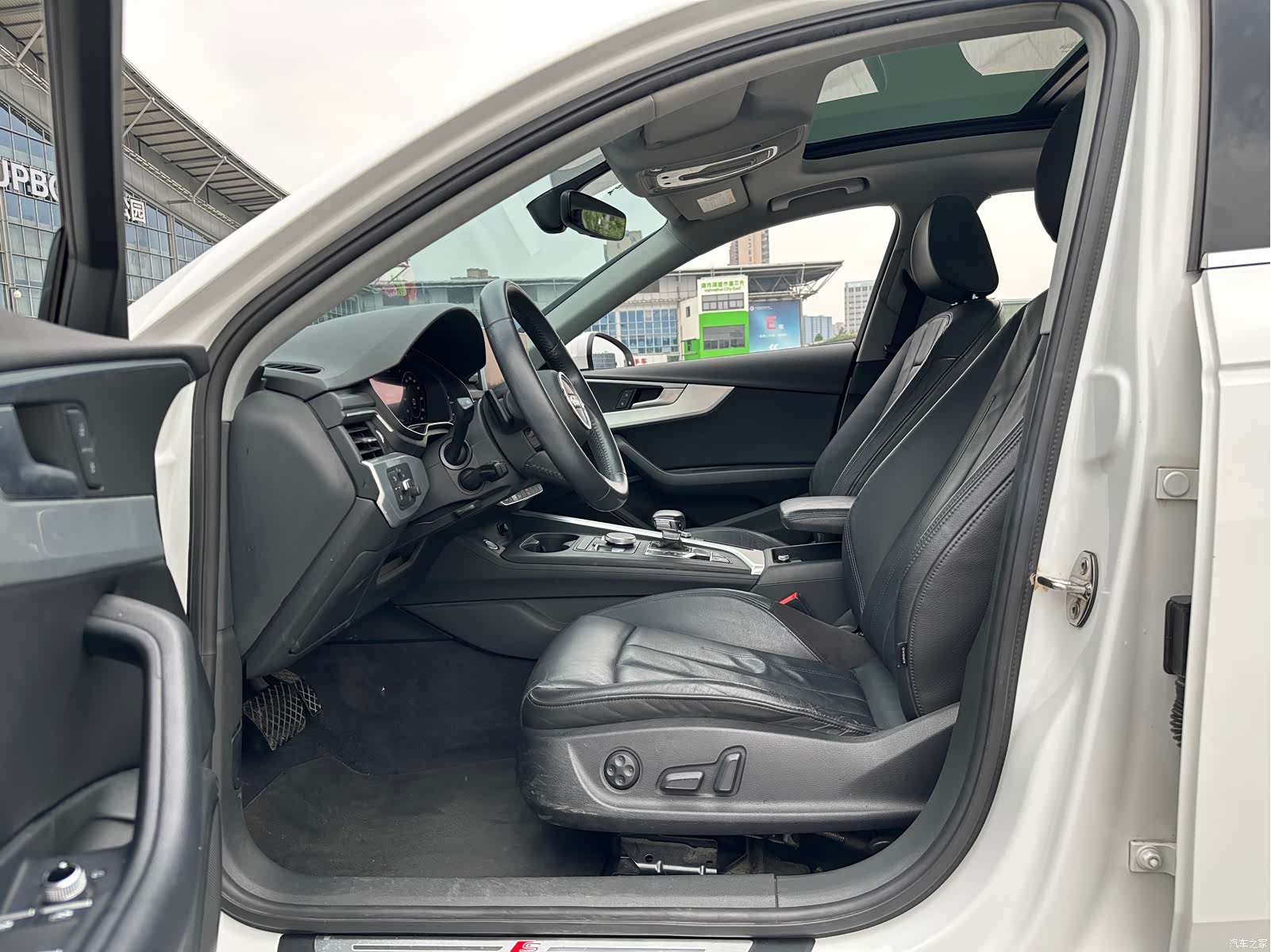 Audi A4L, 2018 18