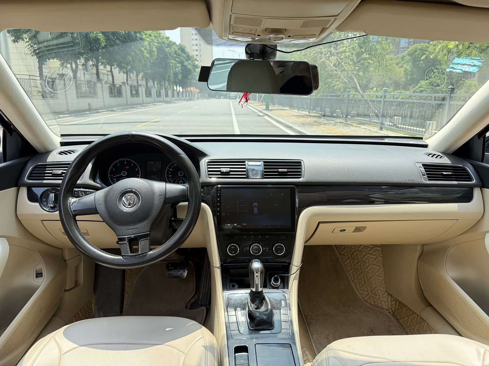 Volkswagen Passat, 2012 8