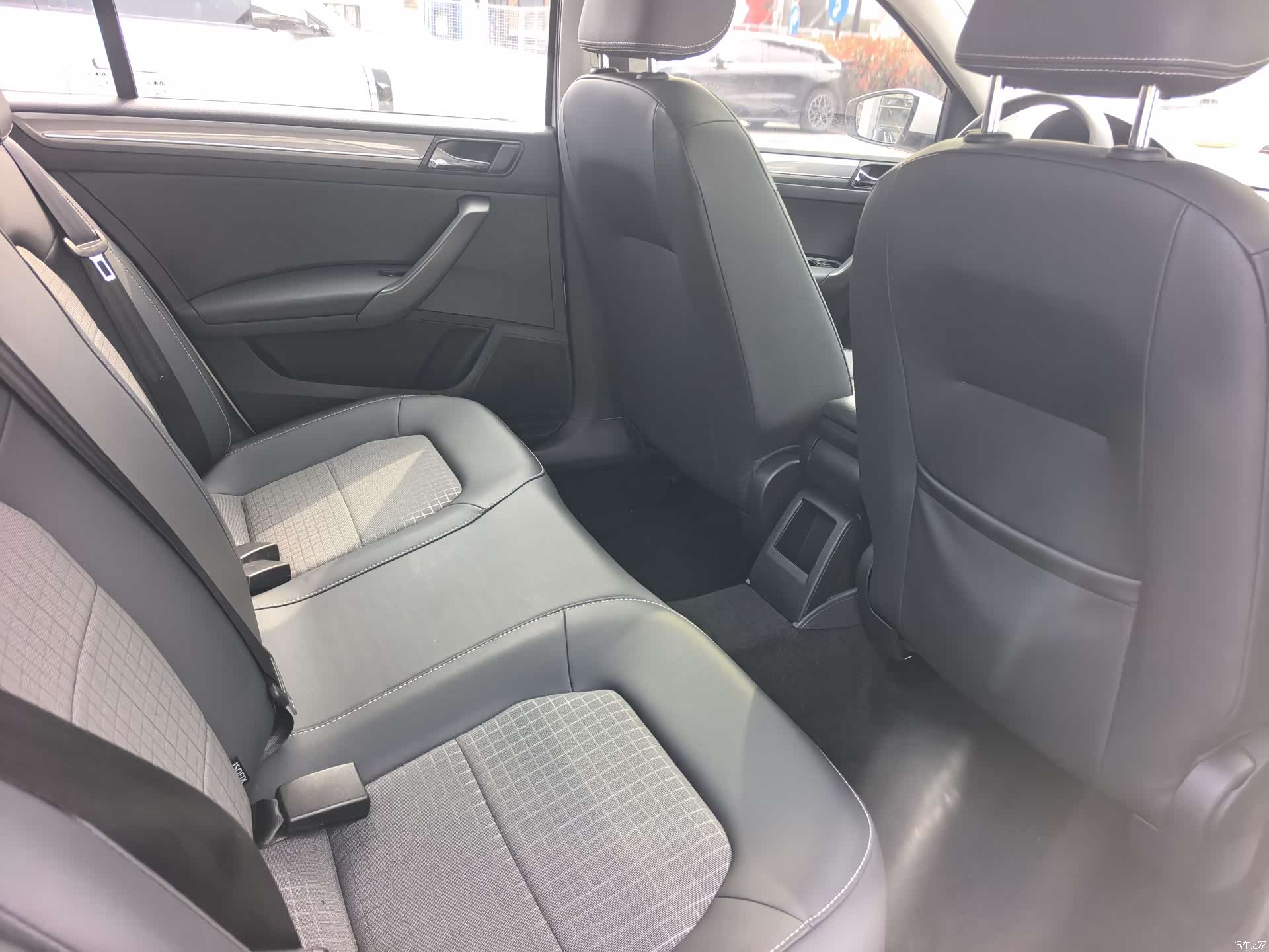 Volkswagen Santana, 2018 21