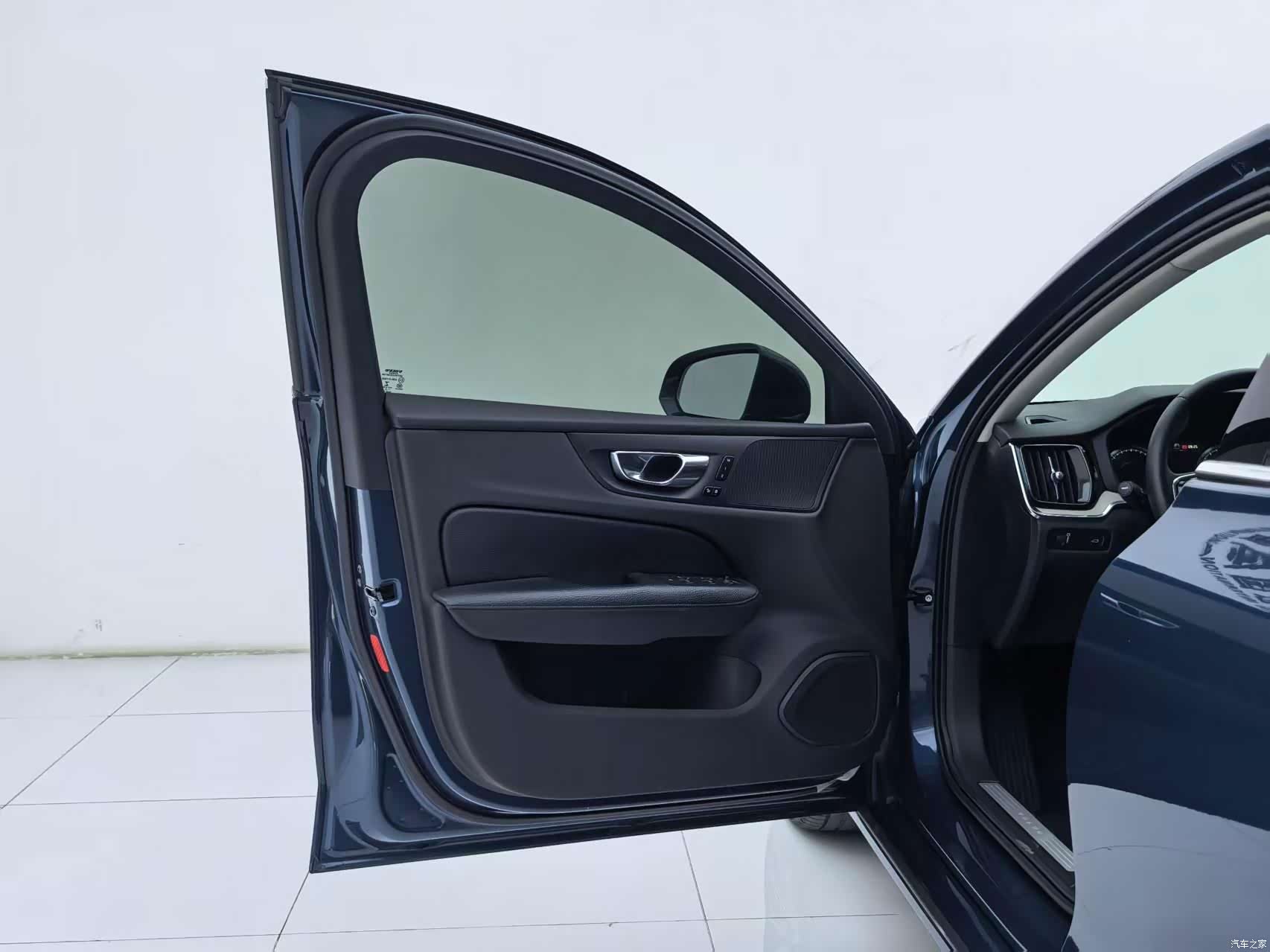 Volvo S60, 2021 24