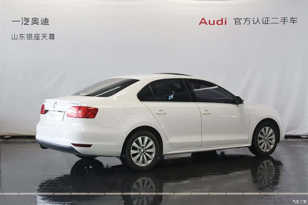 Volkswagen Sagitar, 2015 все фото