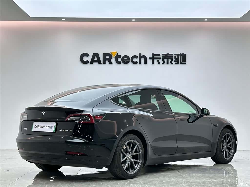 Tesla Model 3, 2021 все фото