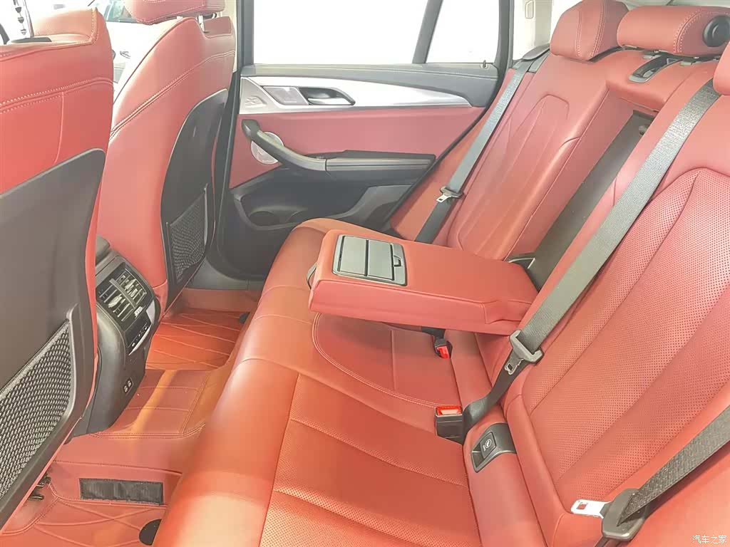 BMW X4, 2024 13