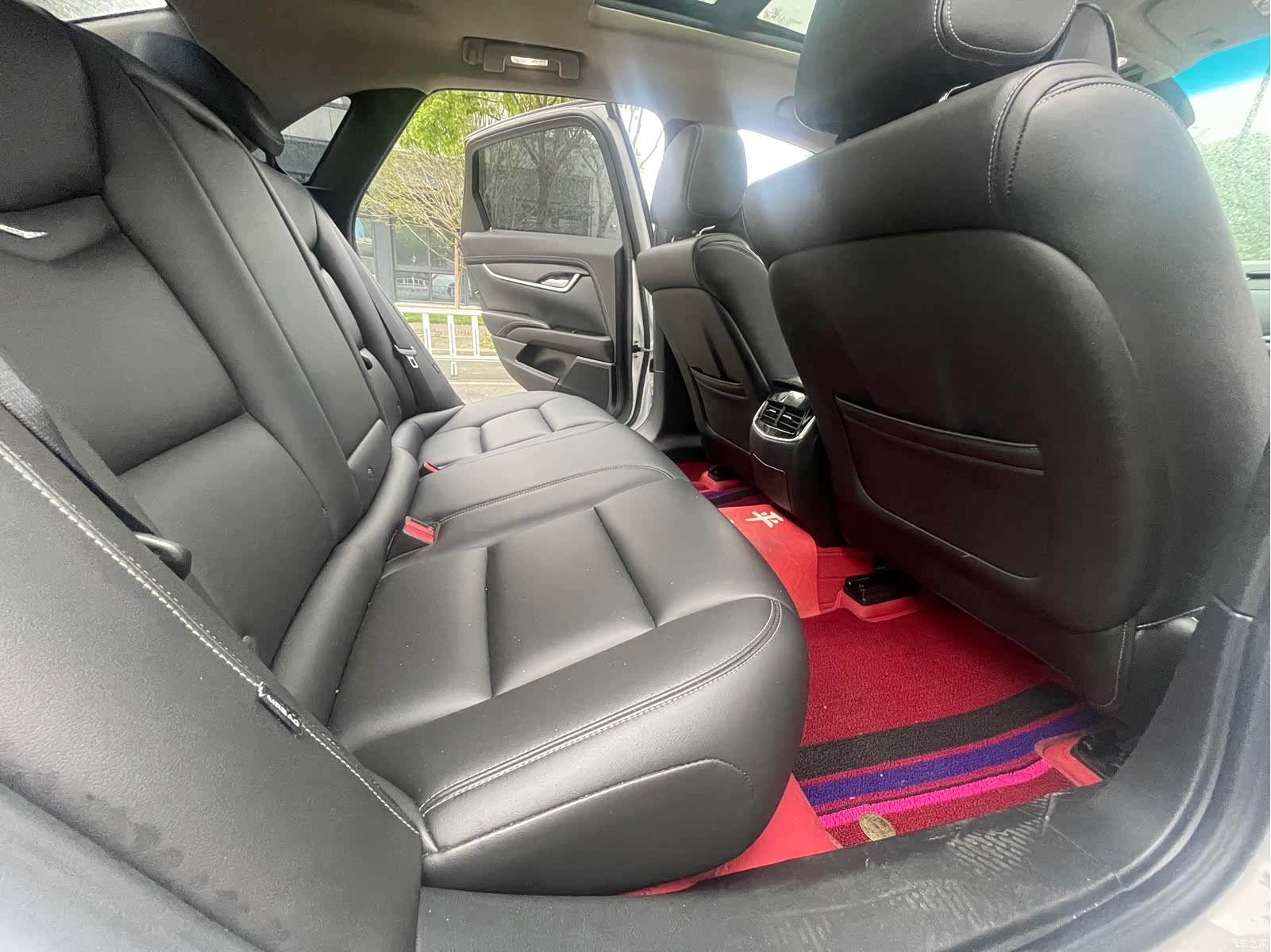 Cadillac XTS, 2020 9