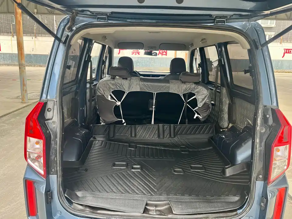 Wuling Wuling Hongguang PLUS