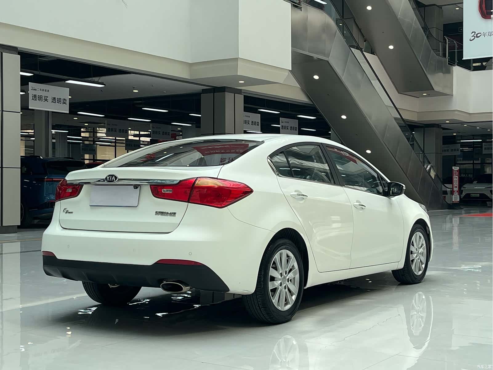 Kia K3, 2015 9