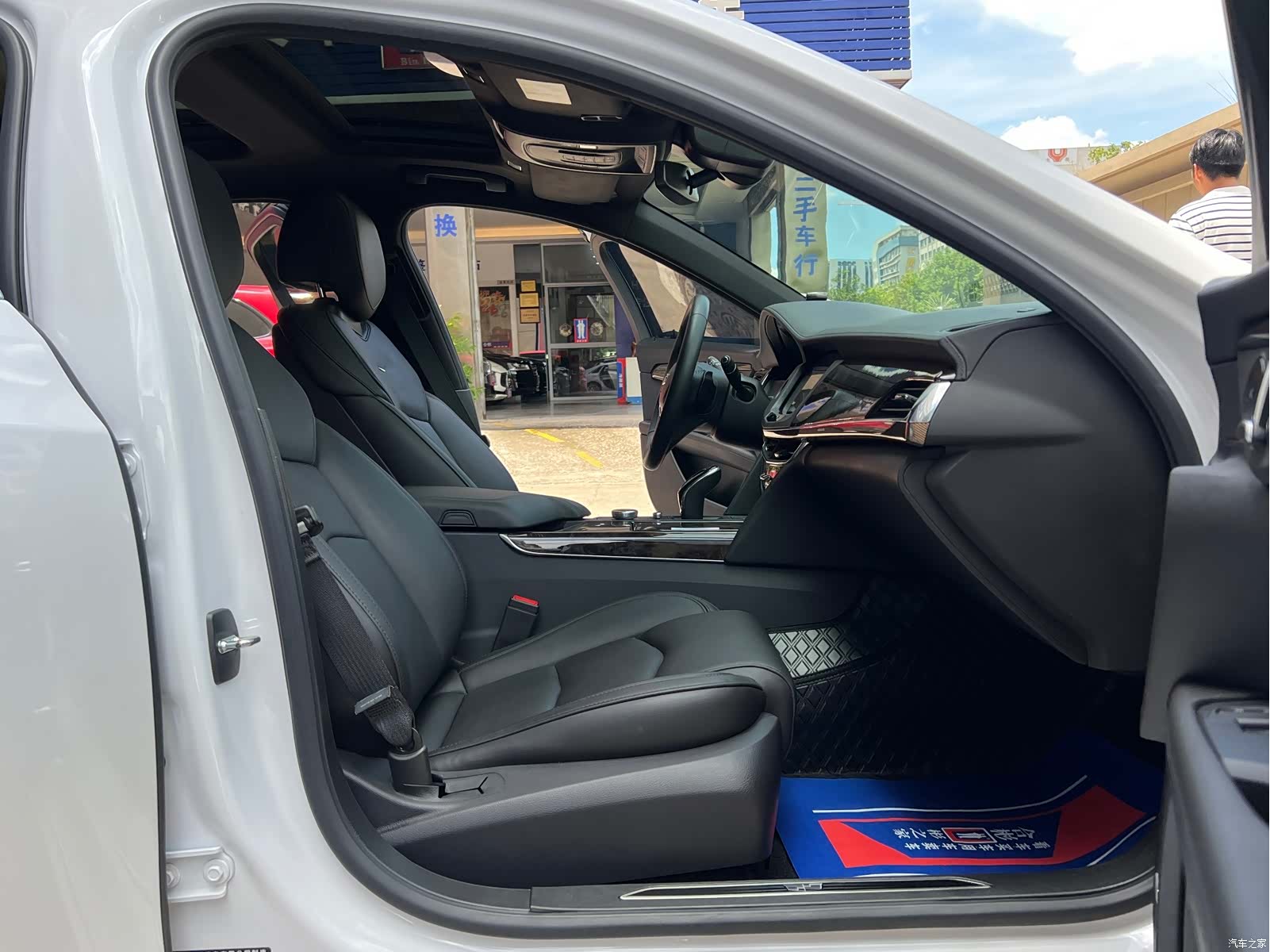 Cadillac CT6, 2023 16