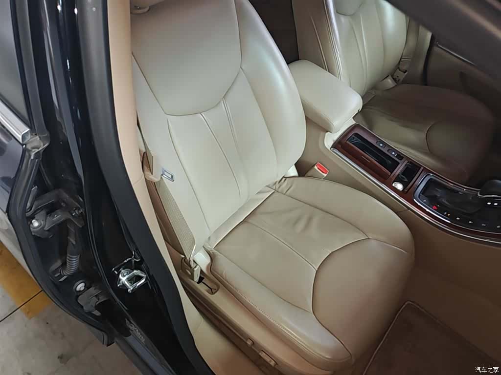 Roewe 950, 2016 25