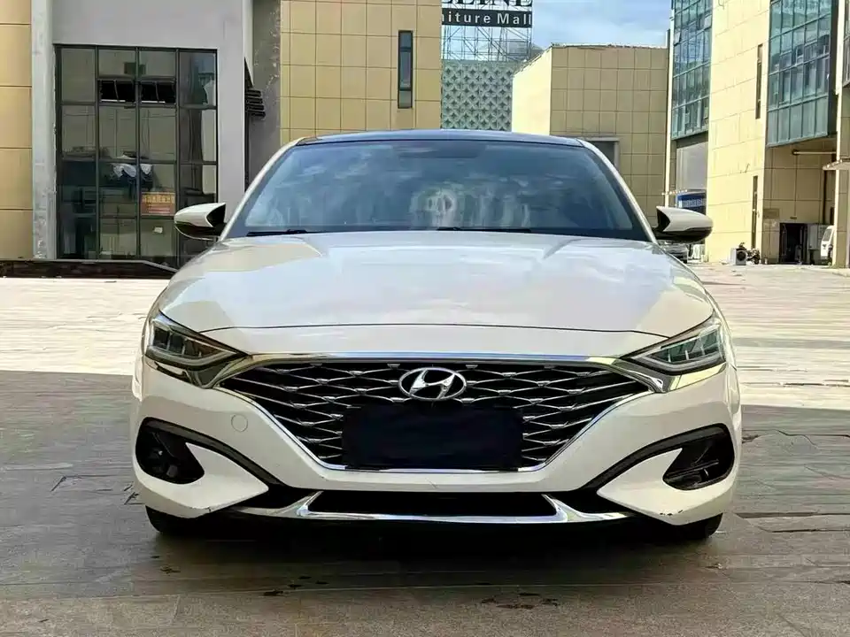 Hyundai Festa