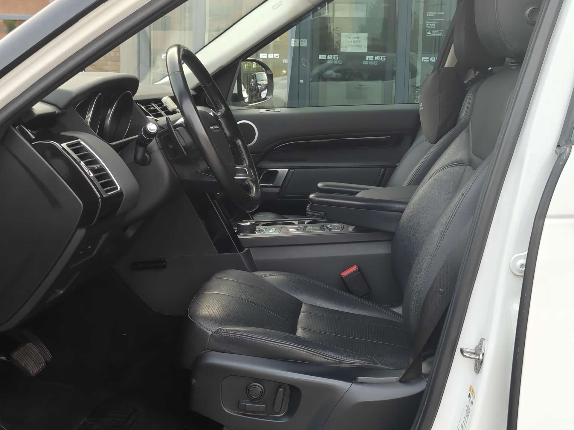 Land Rover Discovery, 2019 11