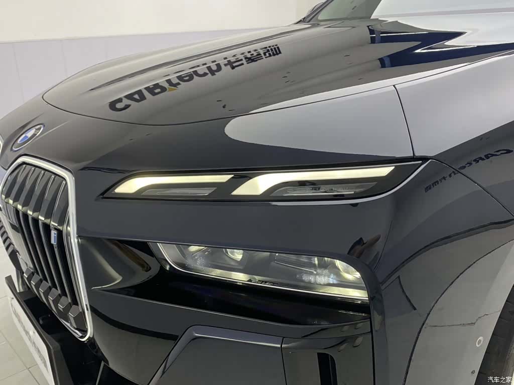 BMW i7, 2025 9