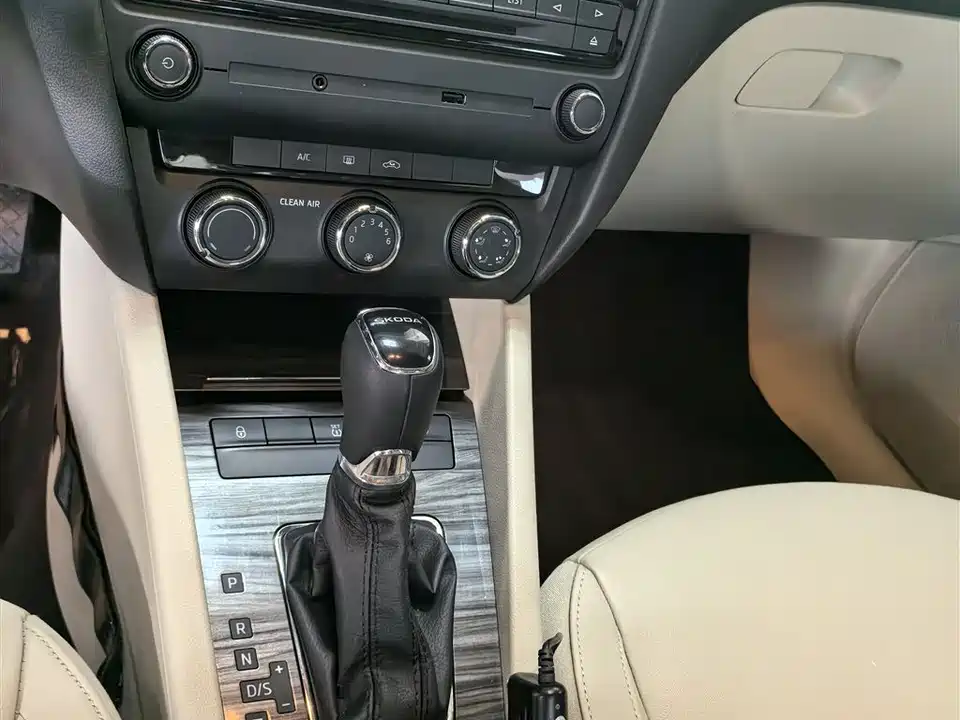 Skoda Octavia Skoda Octavia