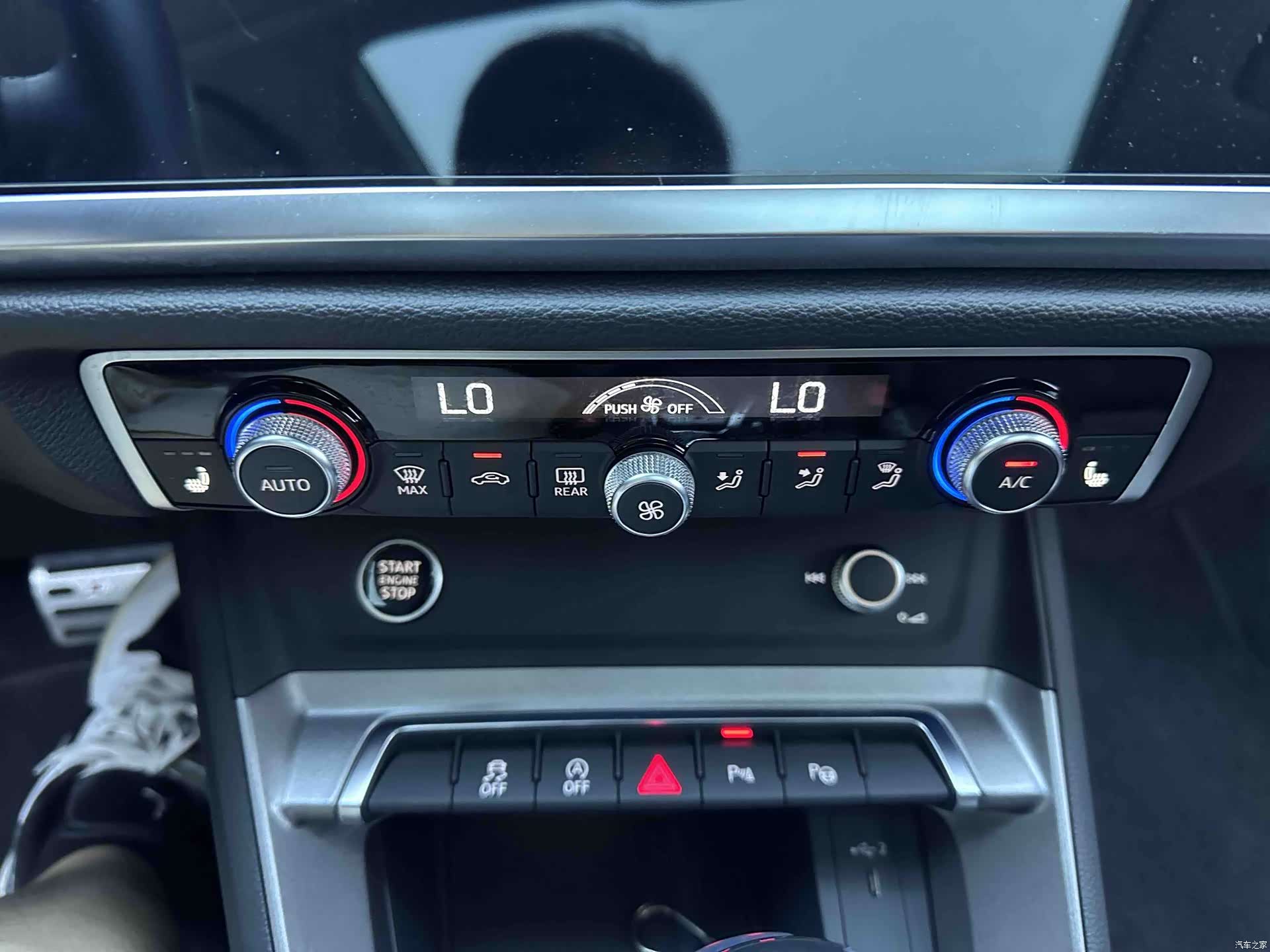 Audi Q3, 2022 13