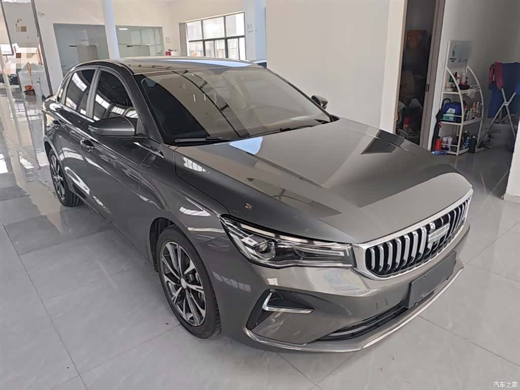 Geely Emgrand, 2025 4