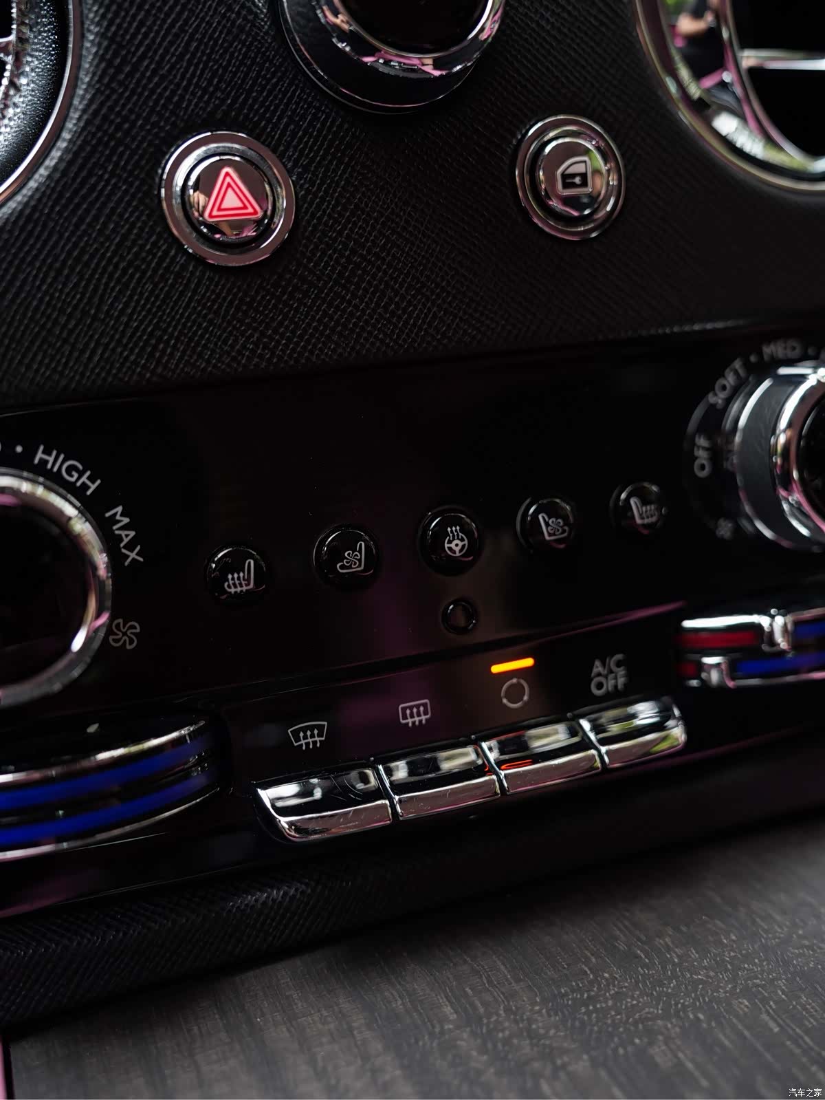 Rolls-Royce Cullinan, 2023 18
