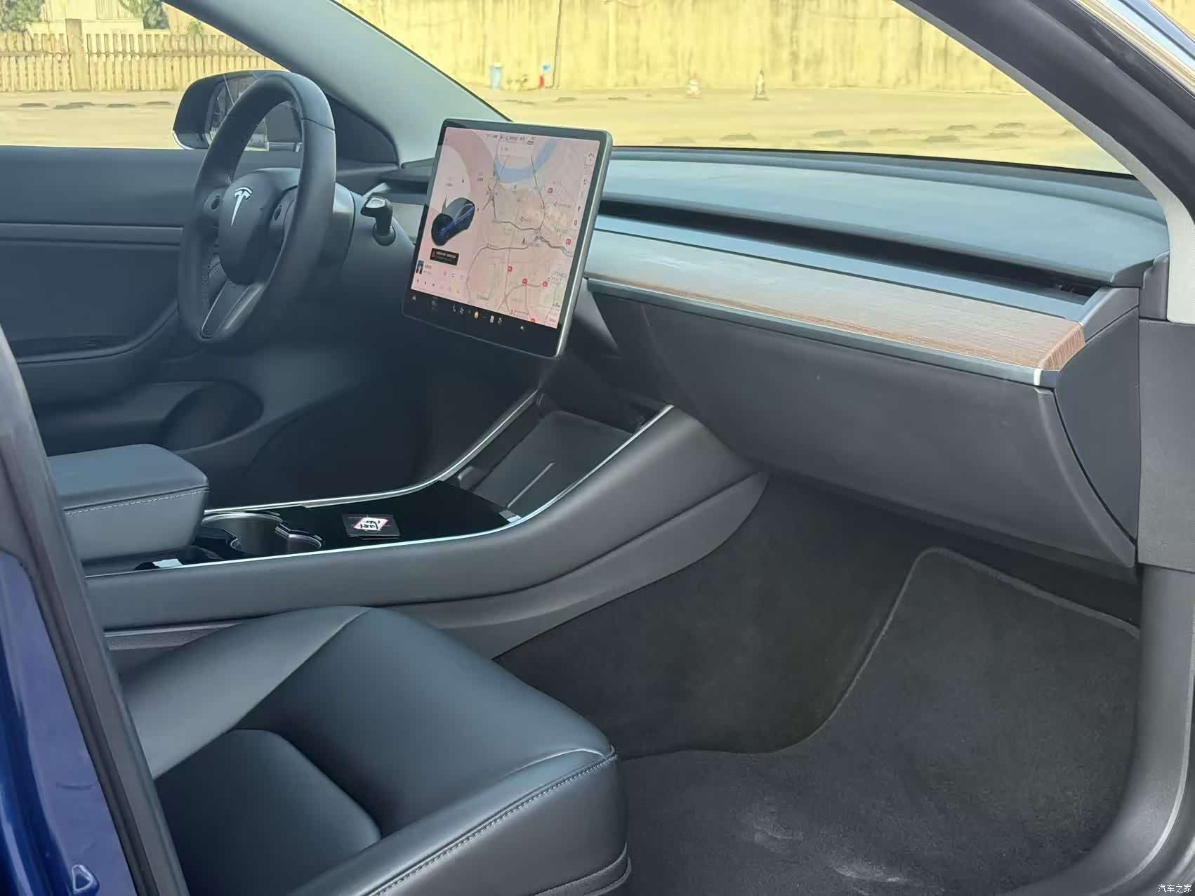 Tesla Model 3, 2020 9