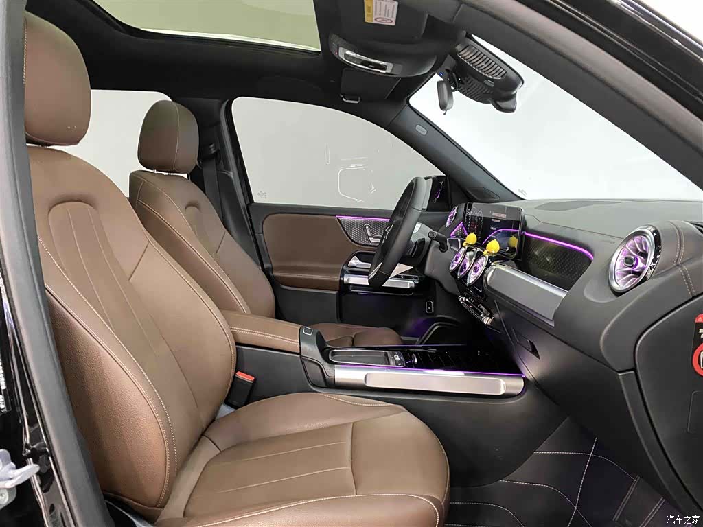 Mercedes-Benz GLB, 2024 15