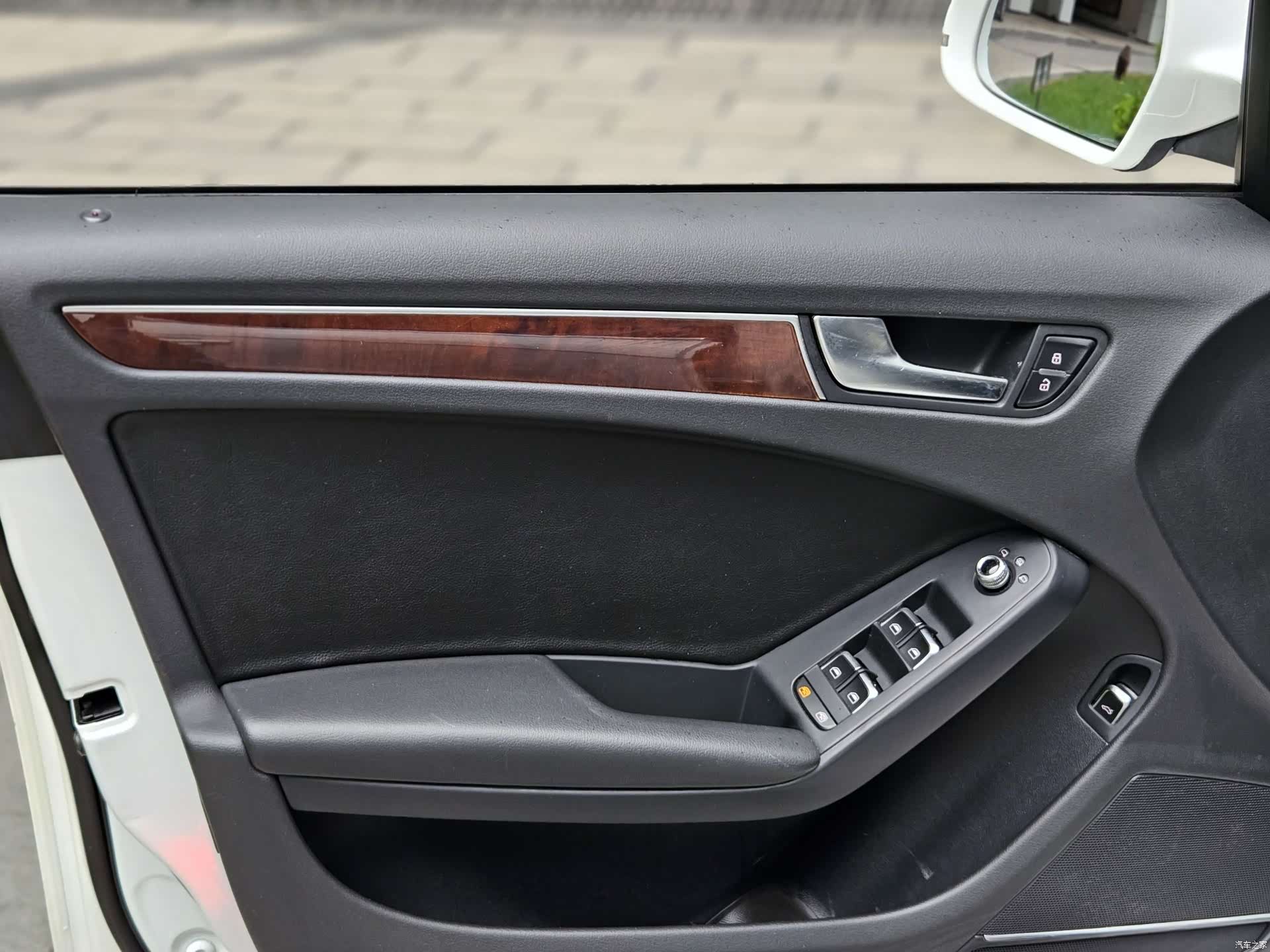 Audi A4L, 2012 15