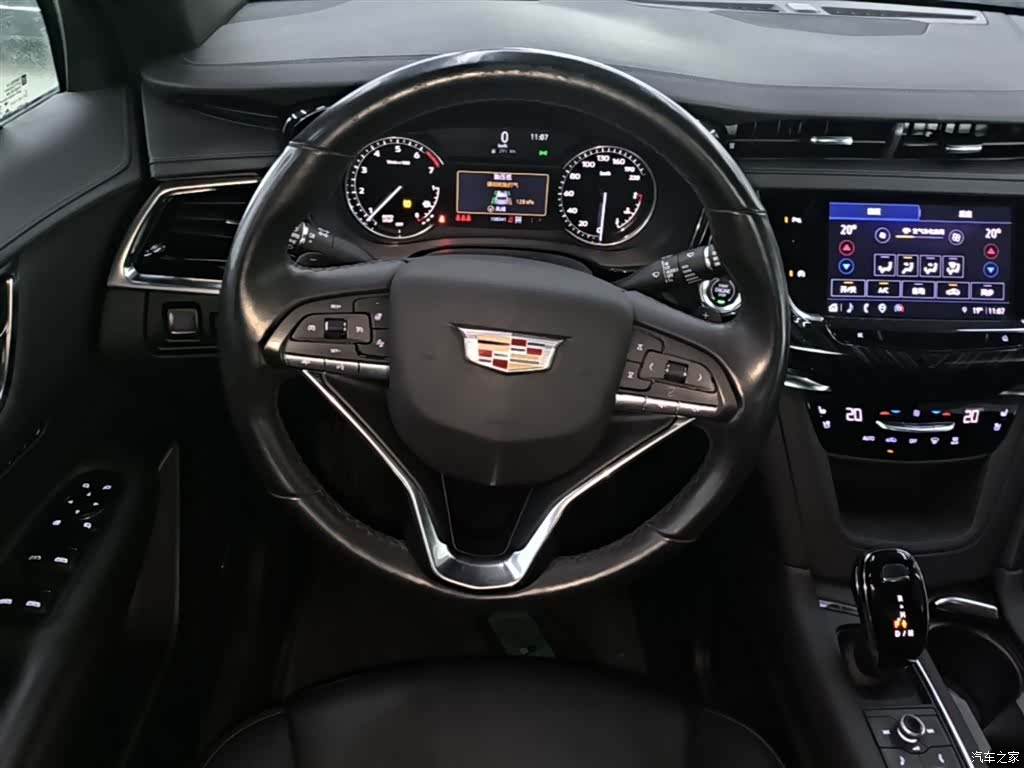 Cadillac XT6, 2022 11