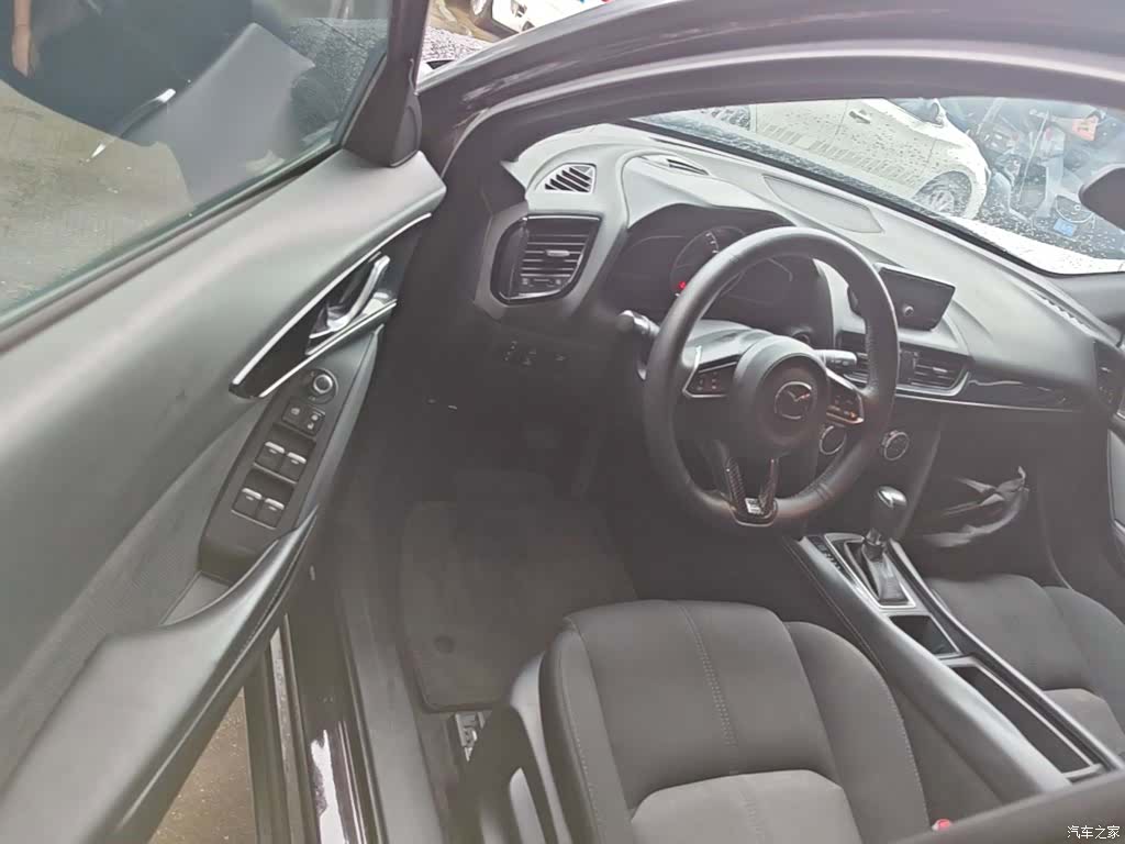 Mazda CX-4, 2021 16