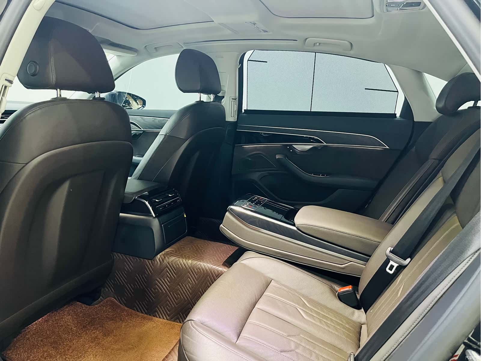 Audi A8L, 2018 14