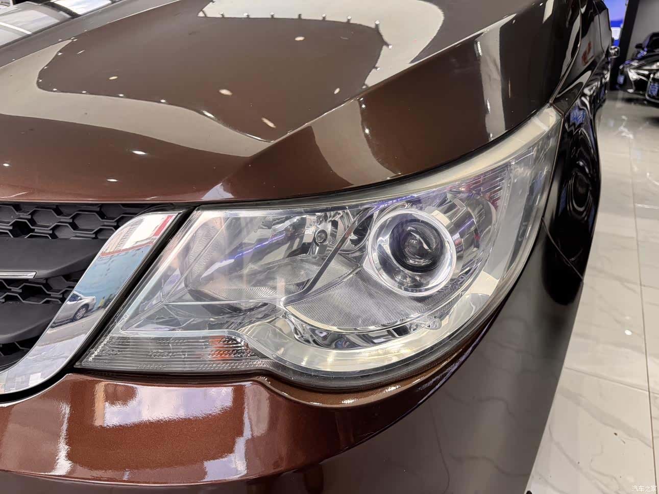 Wuling 730, 2014 25