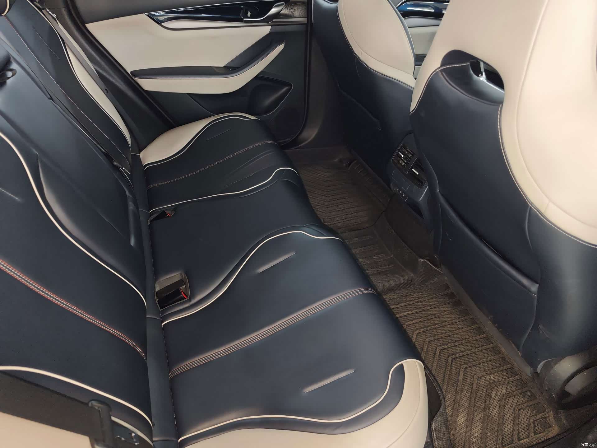 BYD Qin, 2022 9
