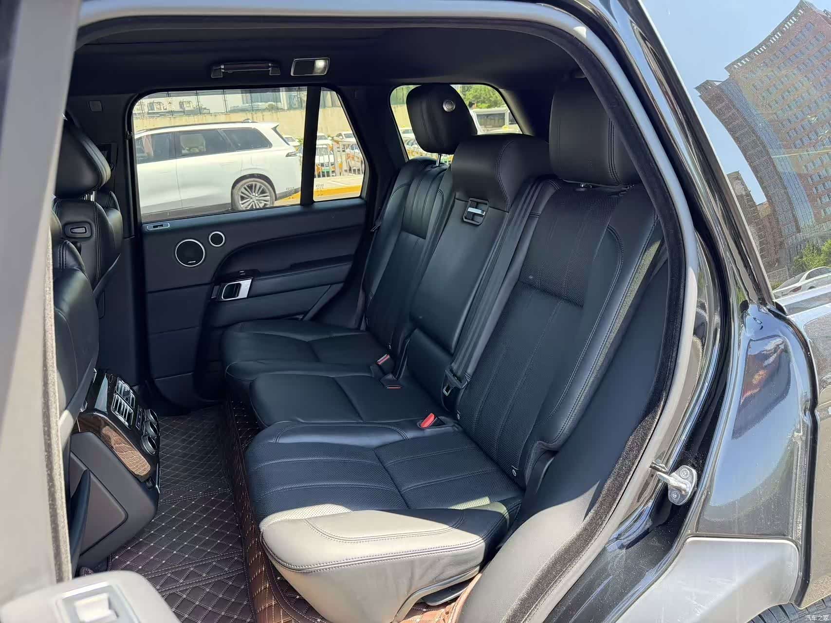 Land Rover Range Rover, 2015 10