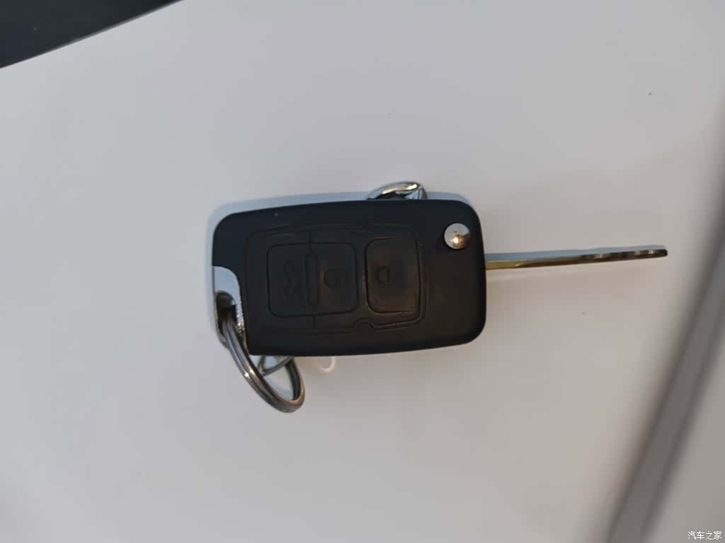 Geely GX7, 2014 9