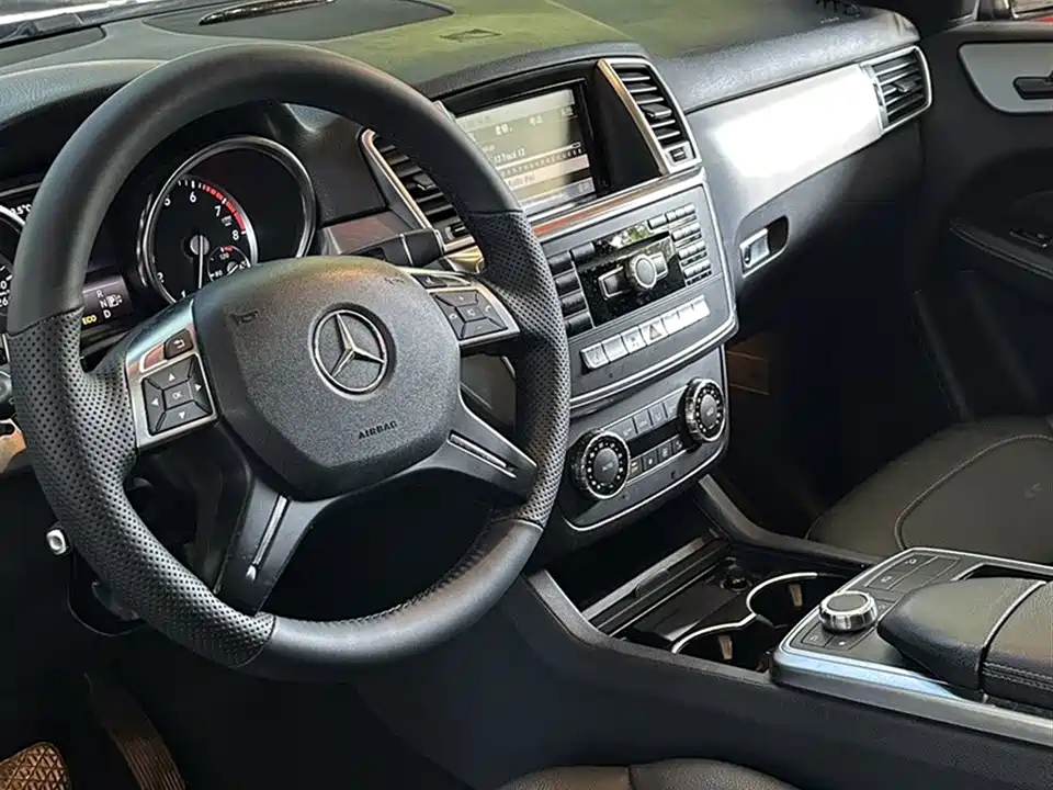 Mercedes-Benz M class