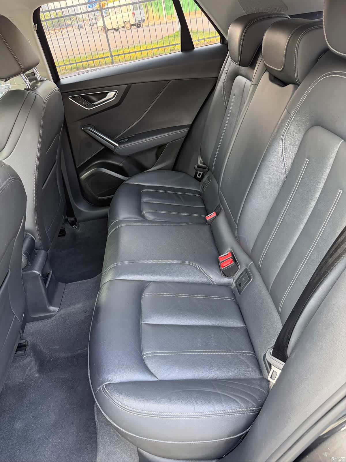 Audi Q2L, 2022 11
