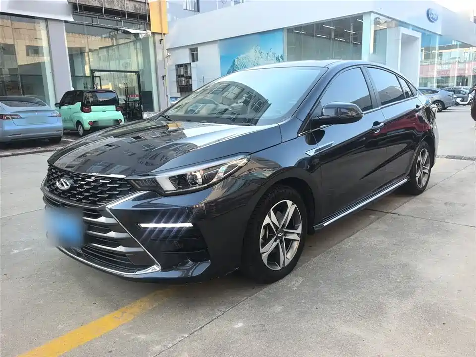 Chery Arrizo 5 PLUS