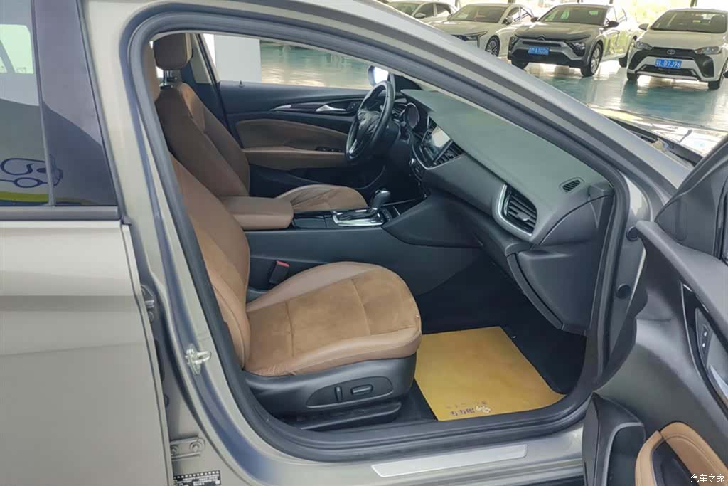 Buick Regal, 2018 8